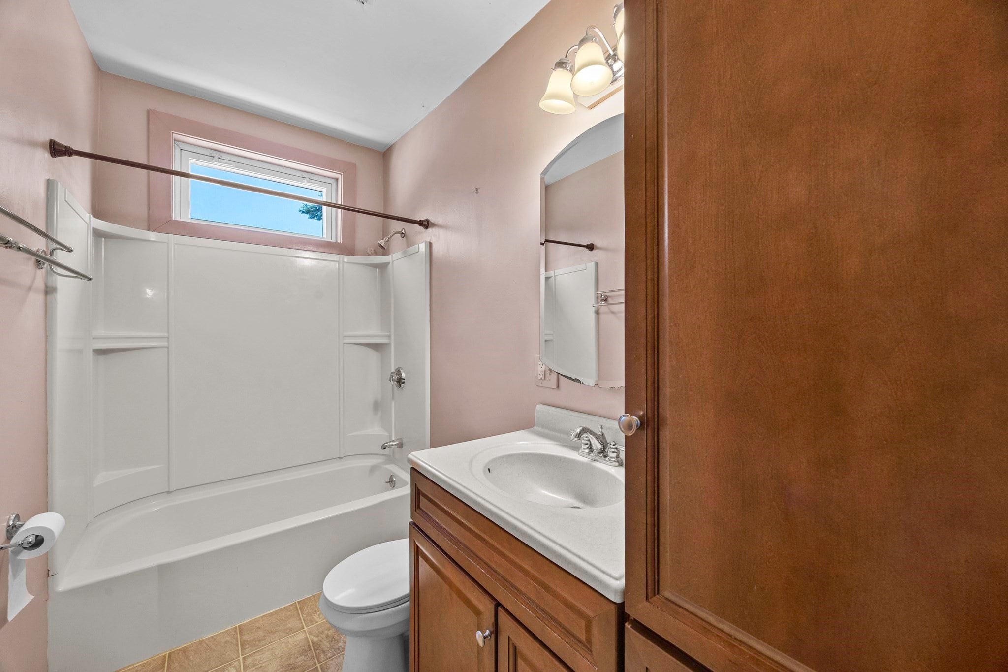 66 Nonotuck St, Holyoke, MA, 66 Nonotuck St, Holyoke, MA Photo #39