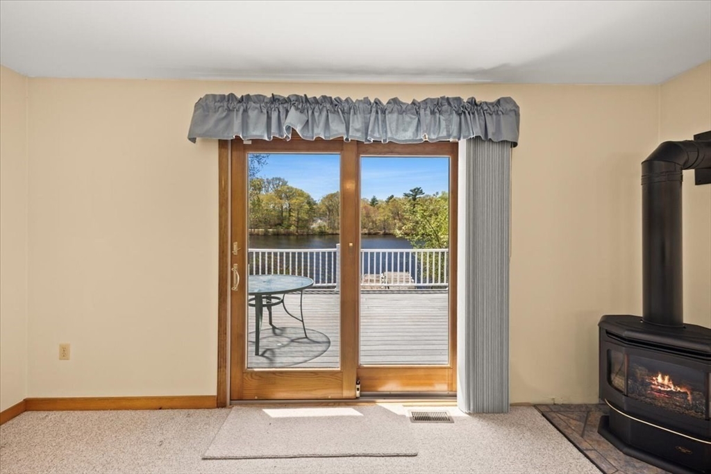 74 Lakeview Ave, Taunton, MA, 74 Lakeview Ave, Taunton, MA Photo #13