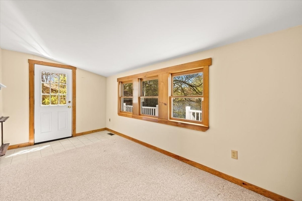 74 Lakeview Ave, Taunton, MA, 74 Lakeview Ave, Taunton, MA Photo #20