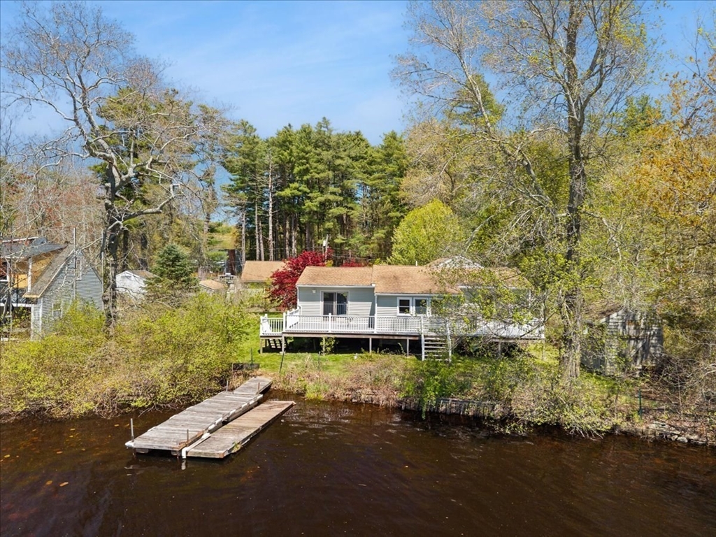 74 Lakeview Ave