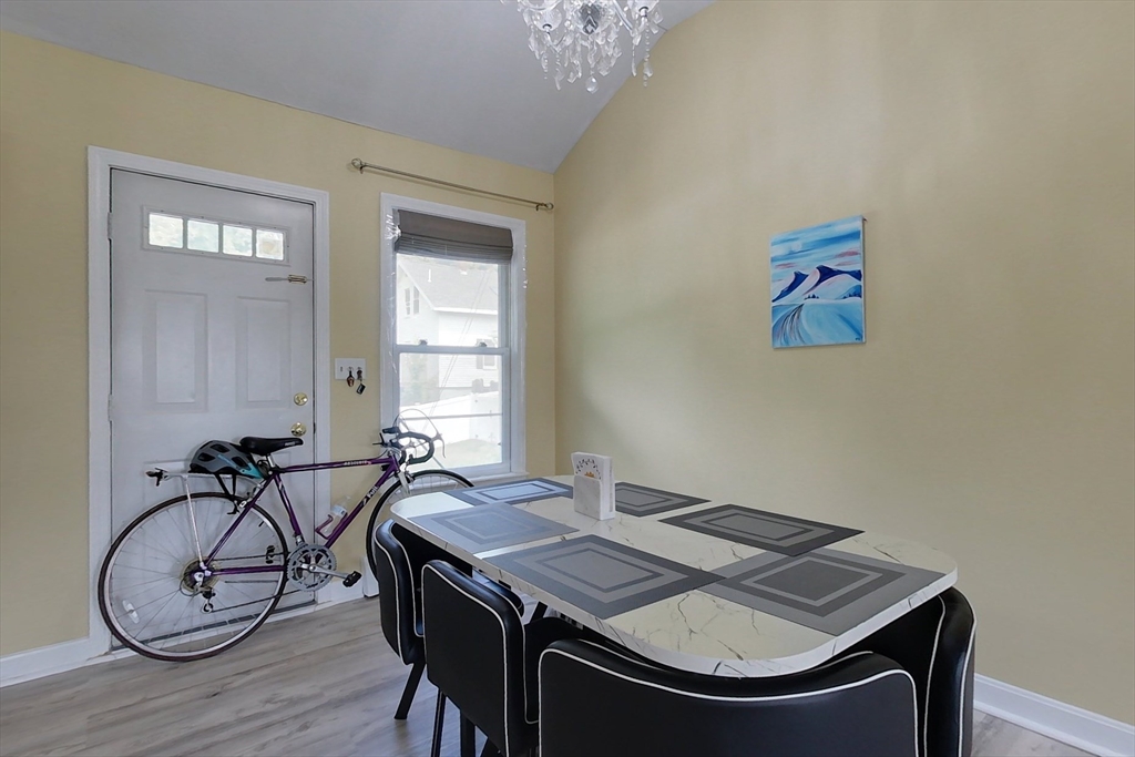 35 Cedar St 4