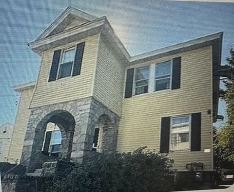 72 Lynn St 1 Lawrence MA 01843