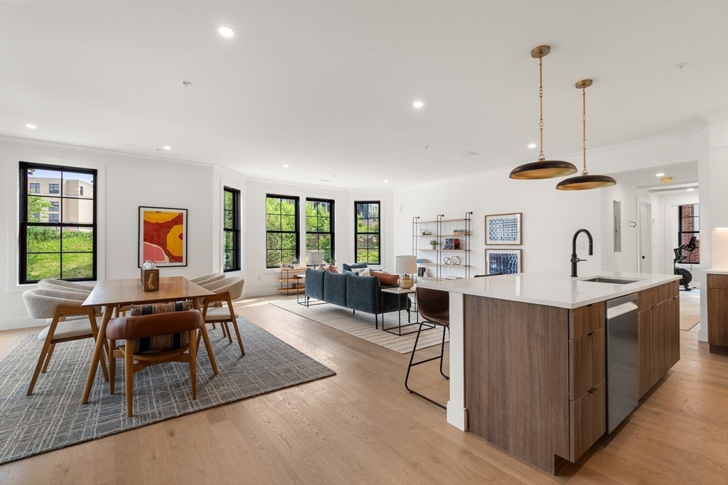 Photo of 228 Washington Street, Boston, MA