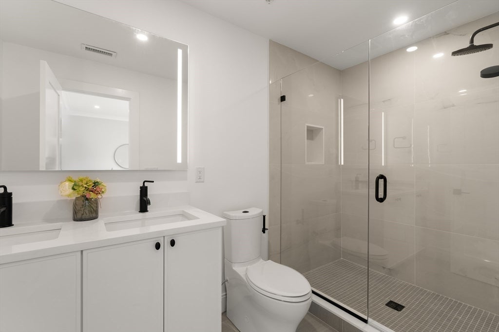 228 Washington Street #3, Boston, MA, 228 Washington Street #3, Boston, MA Photo #10