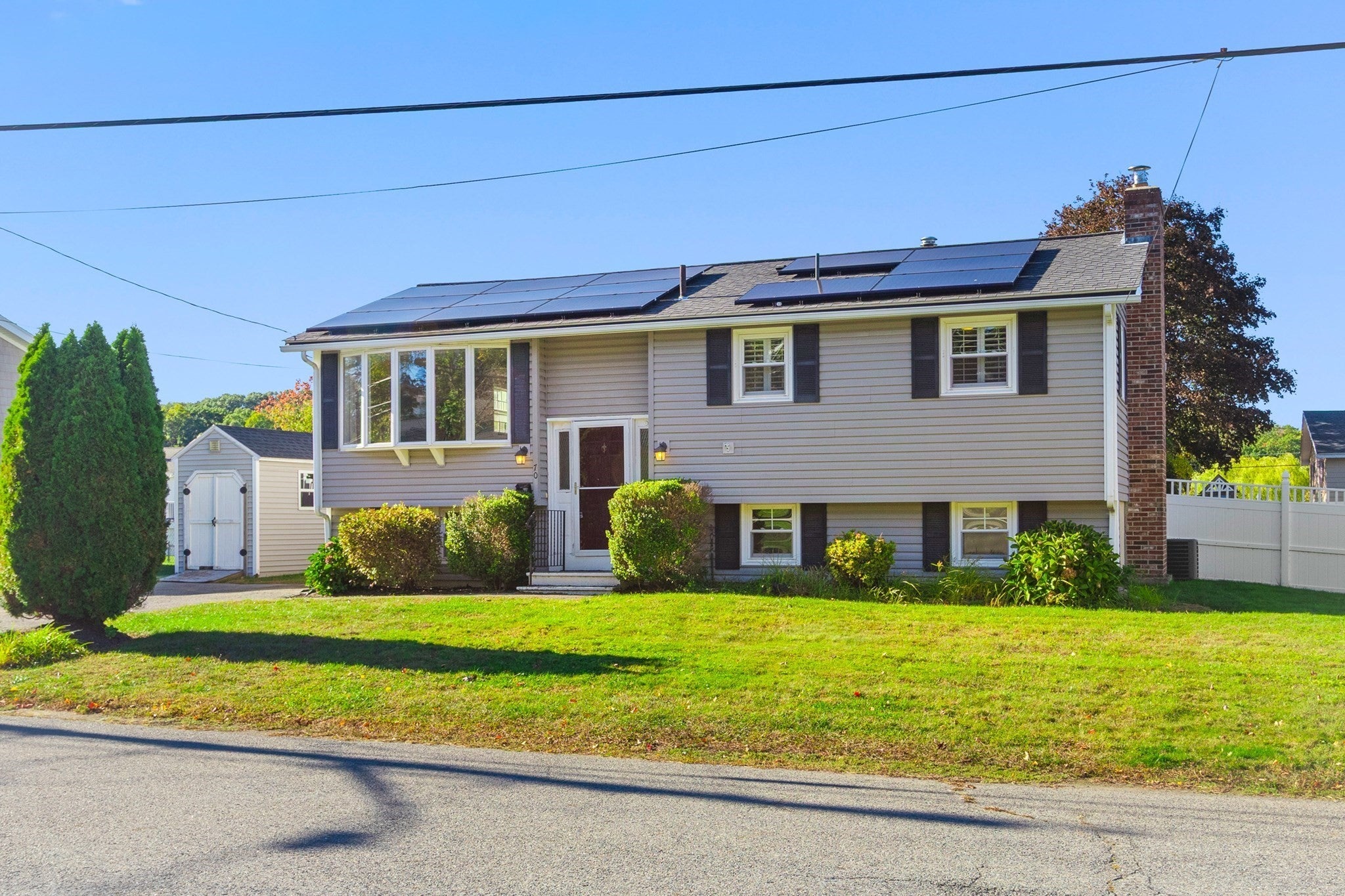 Photo of 70 Westwind Rd, Lowell, MA