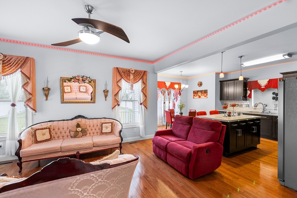 324 Central St