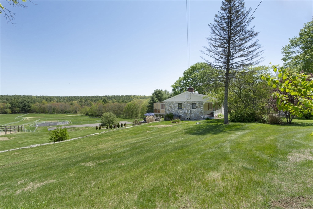 27 Old Poor Farm Rd