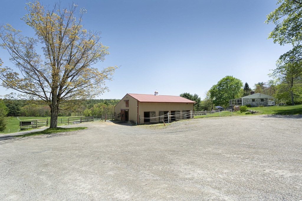 27 Old Poor Farm Rd