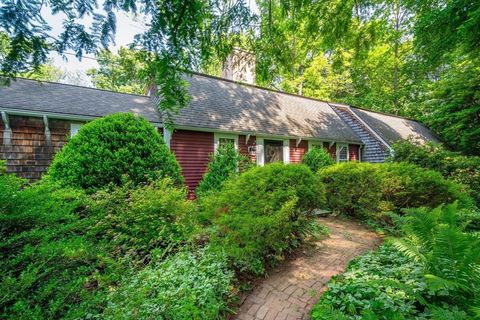 Photo of 4 Leslie Road, Winchester, MA 01890 (MLS # 73481986)