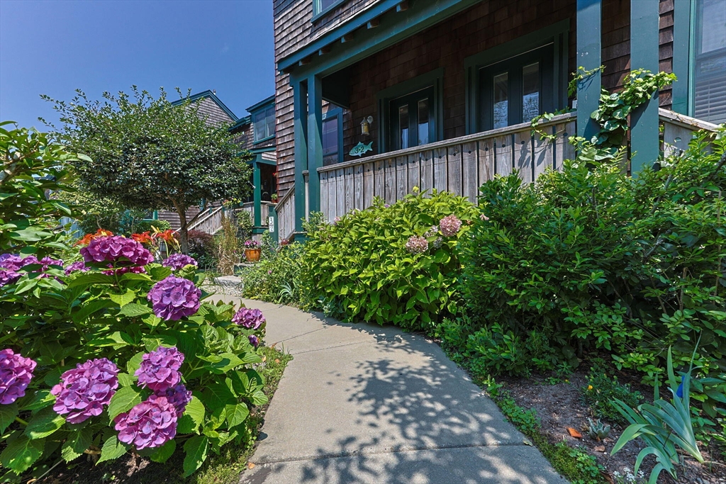 3 Meadow Road Unit 2