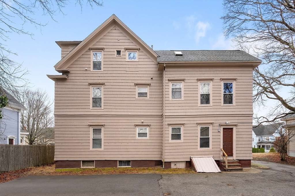 121 County Street