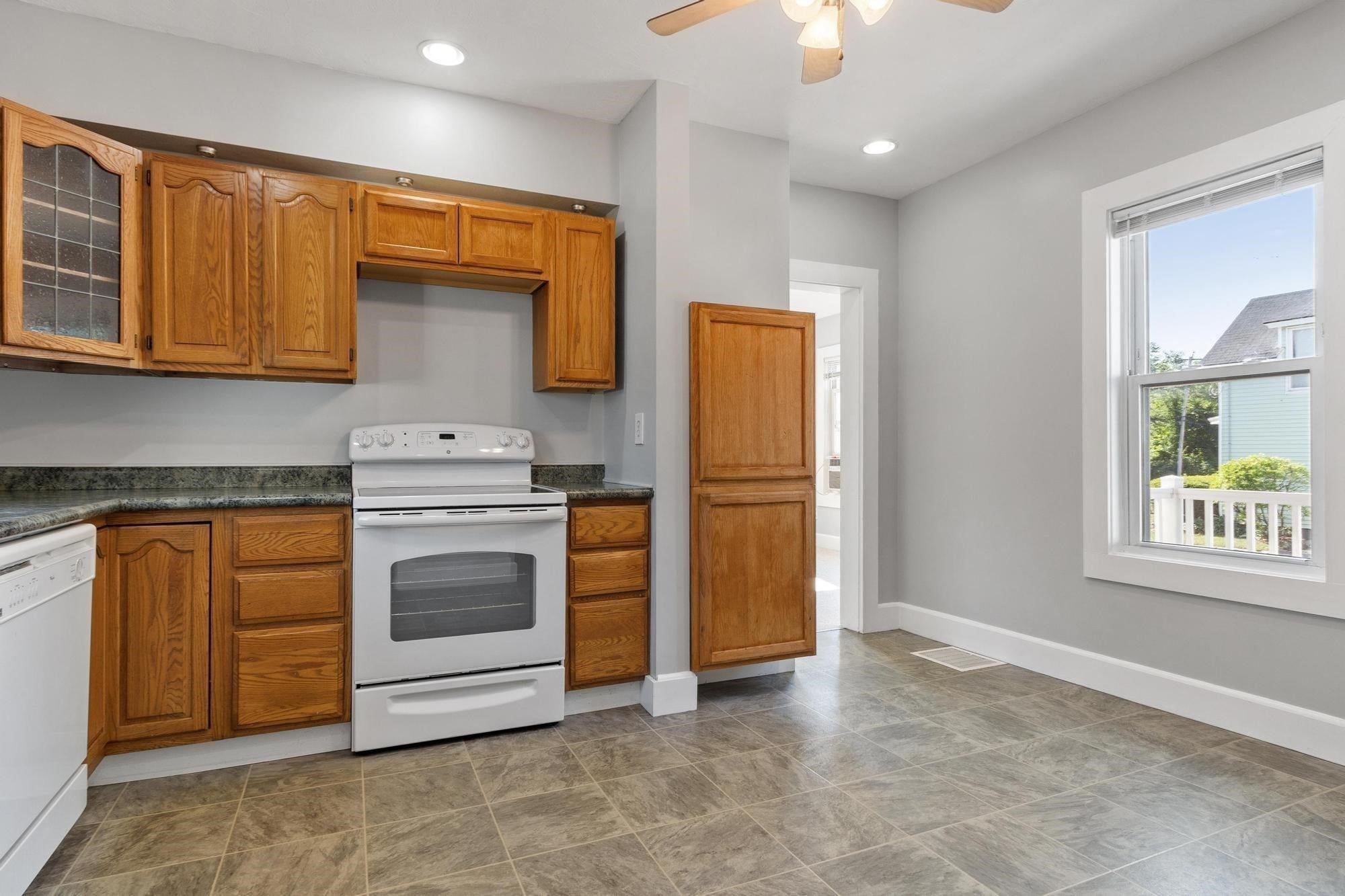 155 Pond St, Leominster, MA Photo #14
