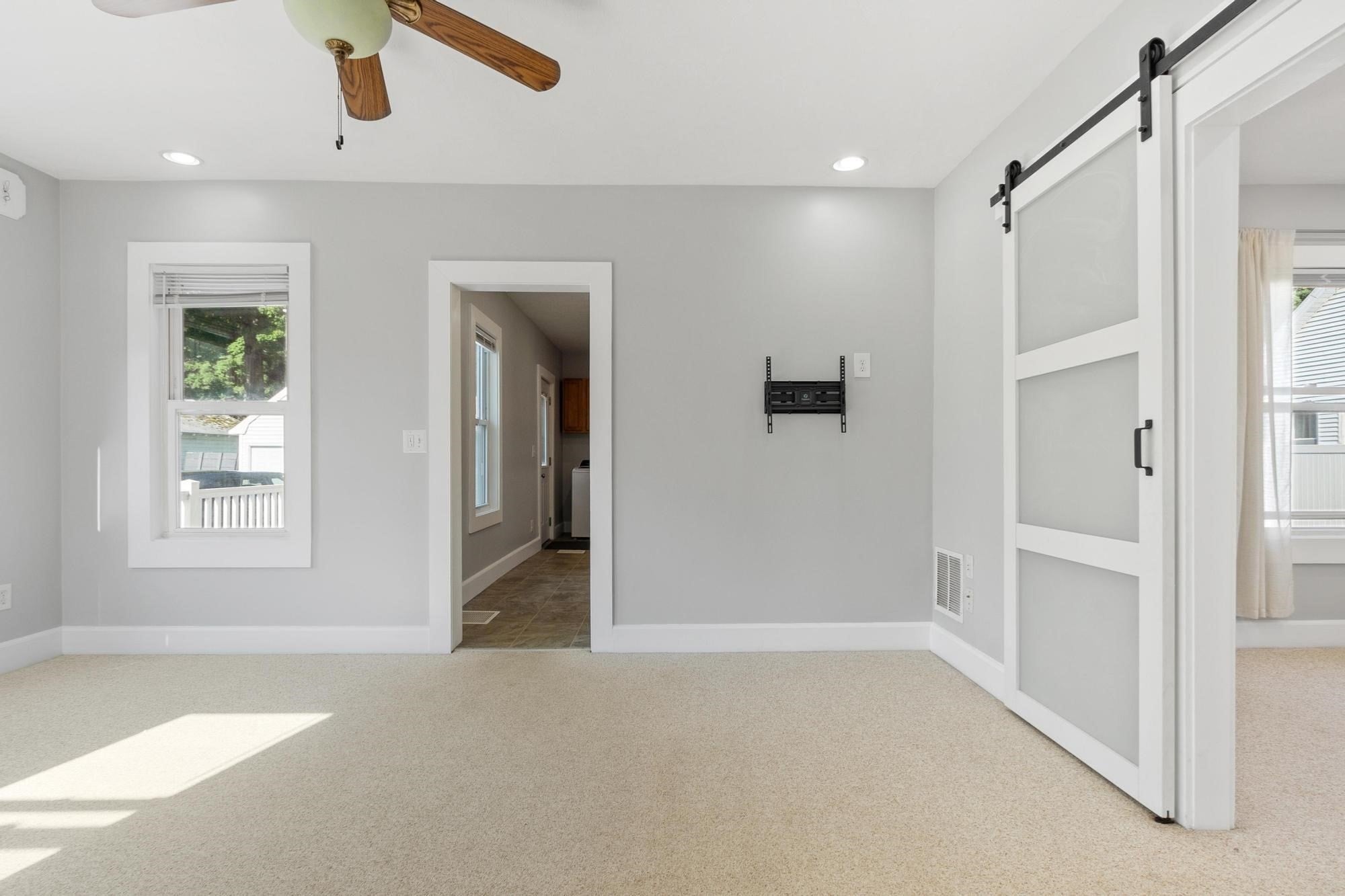 155 Pond St, Leominster, MA Photo #8