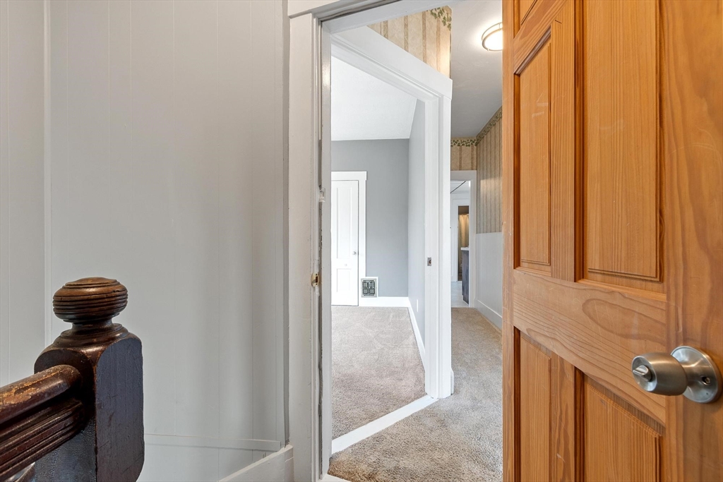 155 Pond St, Leominster, MA Photo #27