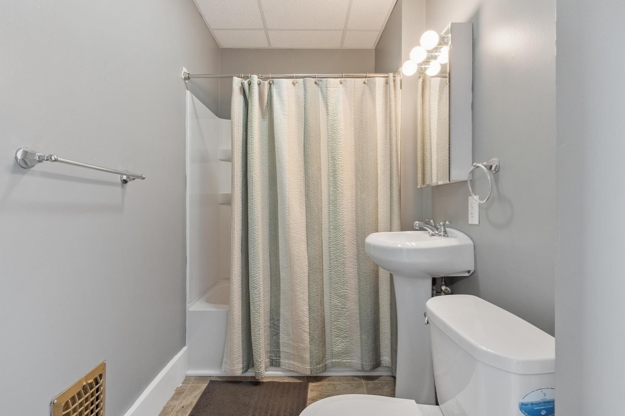 155 Pond St, Leominster, MA Photo #36