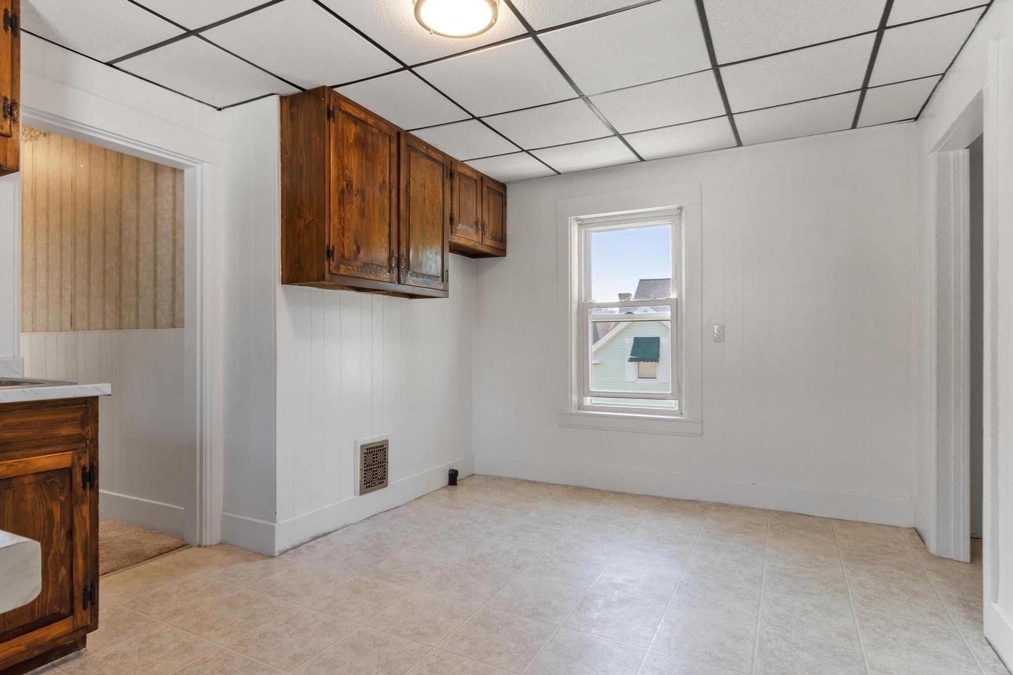 155 Pond St, Leominster, MA Photo #33