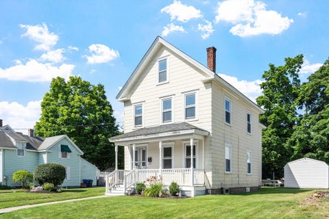 Photo of 155 Pond St, Leominster, MA 01453 (MLS # 73556093)
