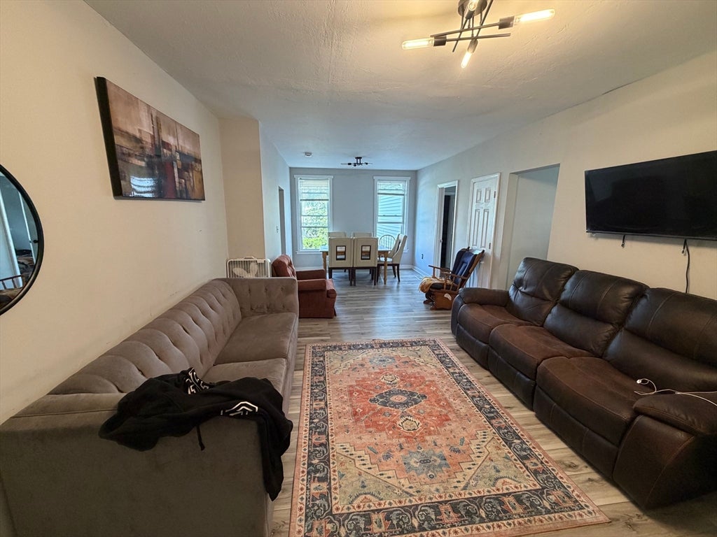 34 Newbury St, Worcester, MA, 34 Newbury St, Worcester, MA Photo #2