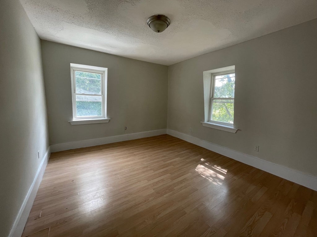 34 Newbury St, Worcester, MA, 34 Newbury St, Worcester, MA Photo #8