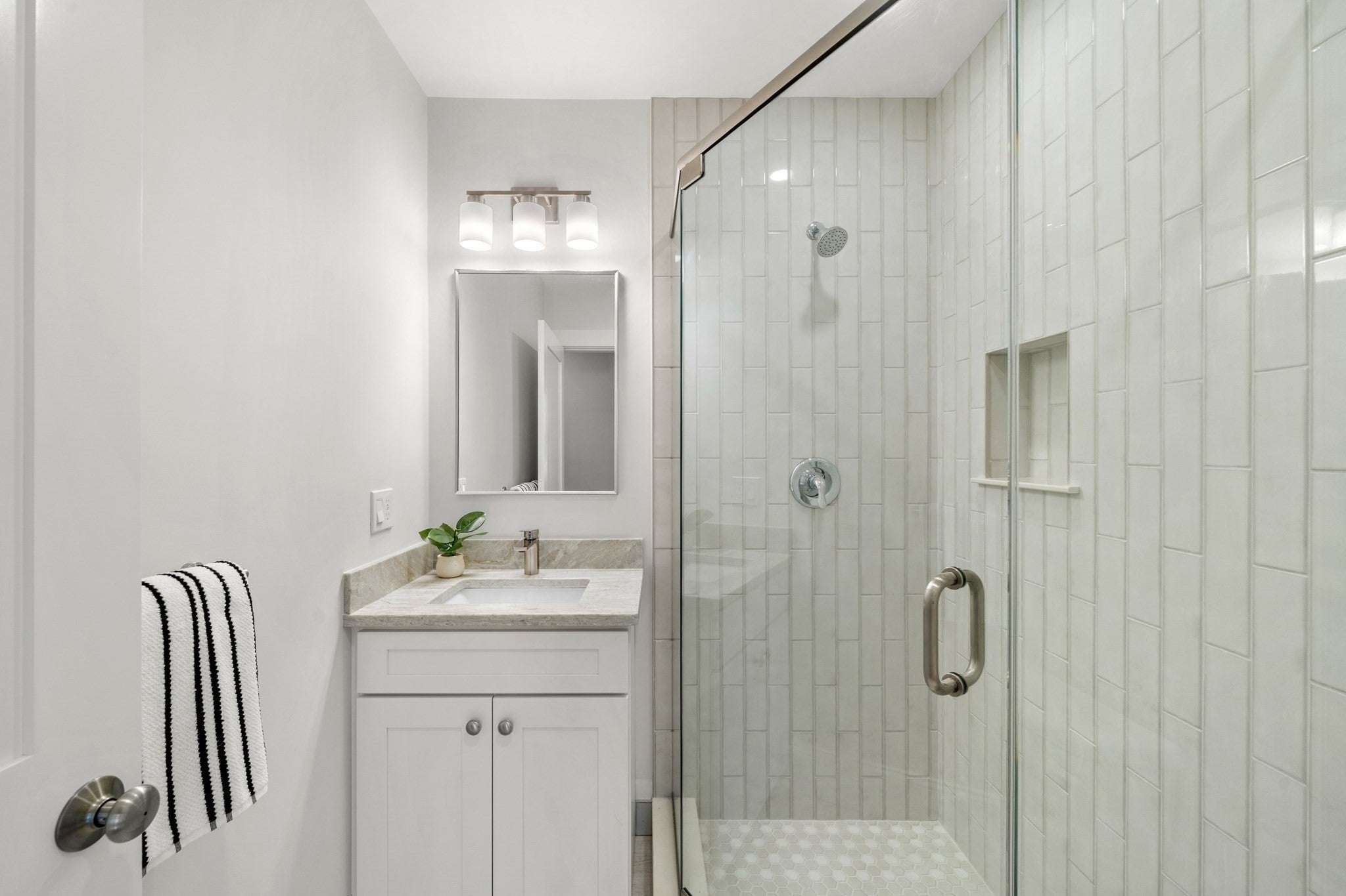 9 Downer Ct #1, Boston, MA Photo #15
