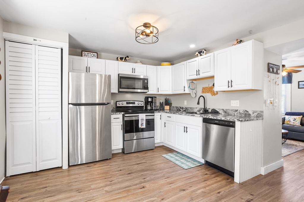 6 E 2nd St B