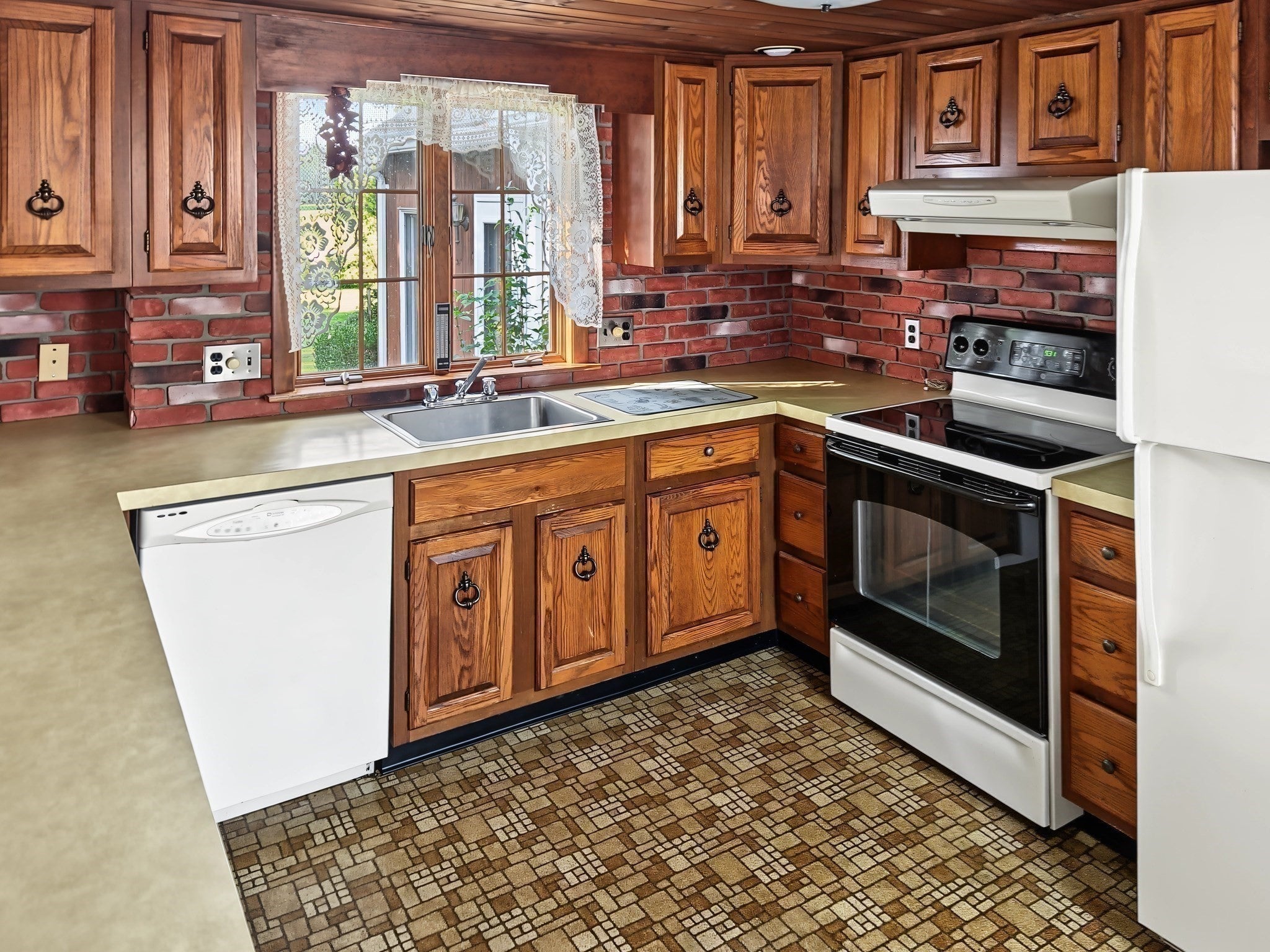 170 Barton Rd, Greenfield, MA, 170 Barton Rd, Greenfield, MA Photo #16