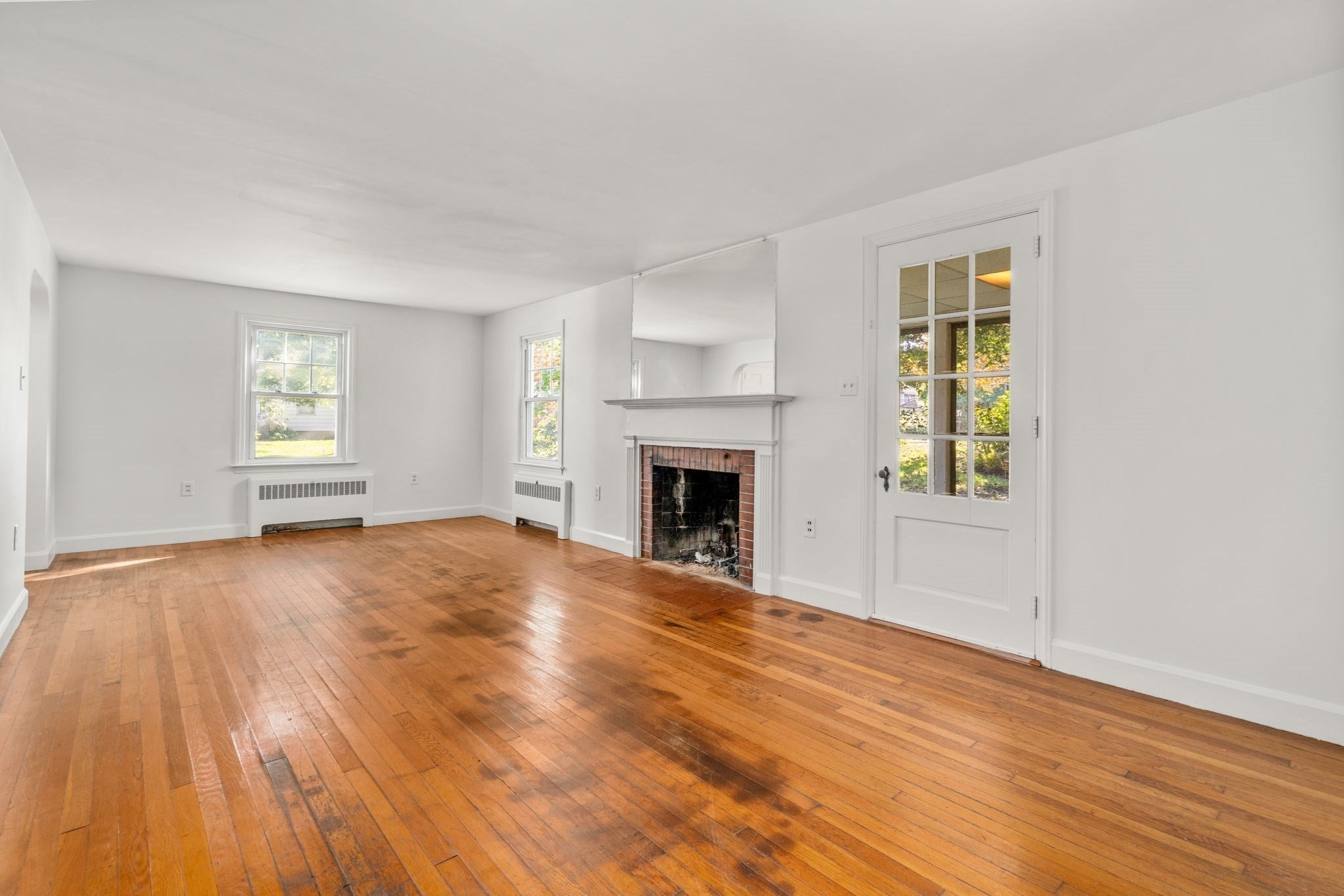 5 Lowell Ave, Holden, MA, 5 Lowell Ave, Holden, MA Photo #4