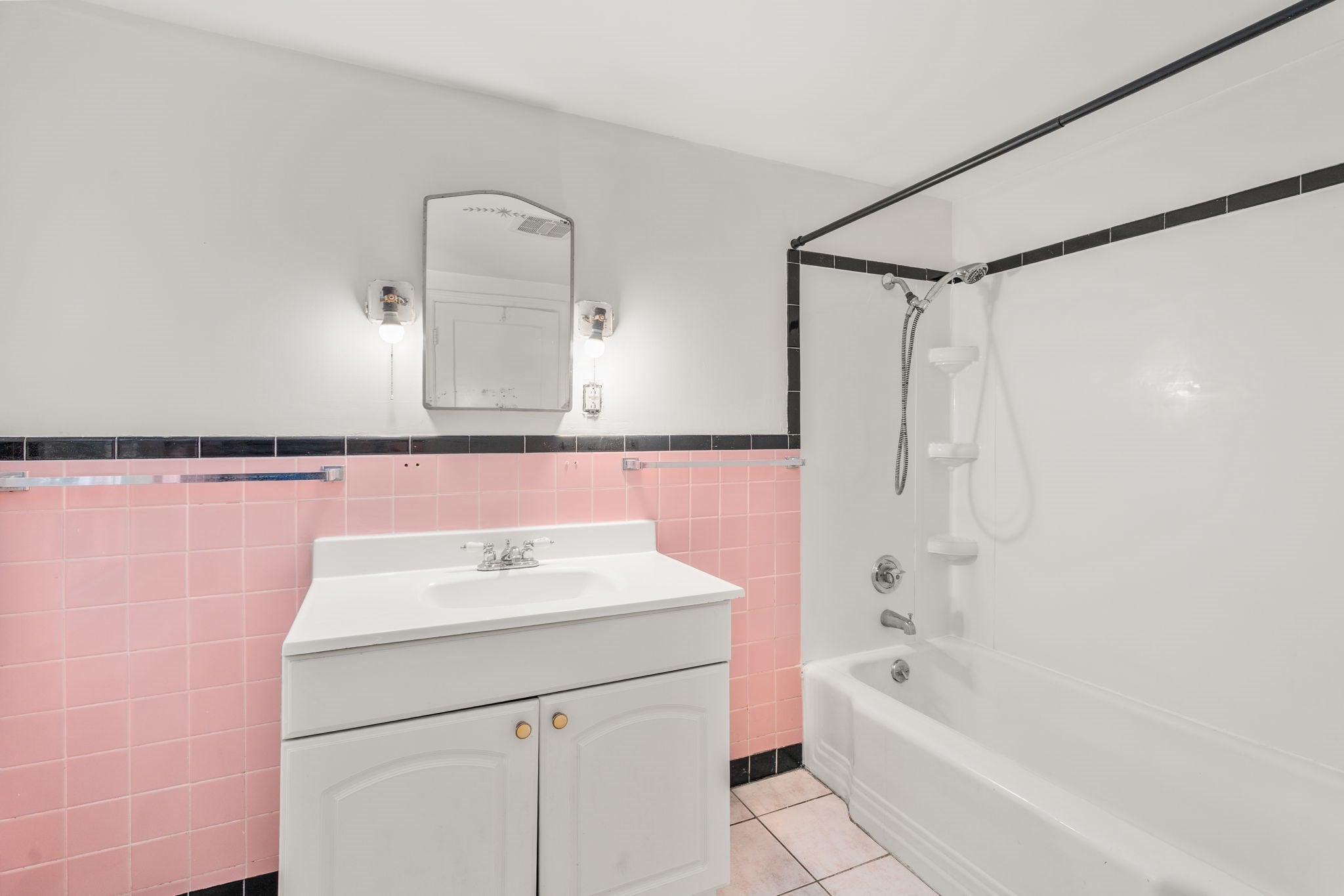 5 Lowell Ave, Holden, MA, 5 Lowell Ave, Holden, MA Photo #14