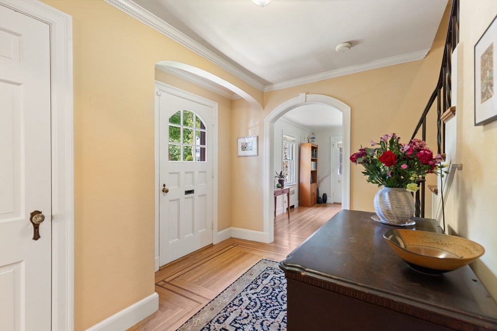 10 Hillsdale Rd