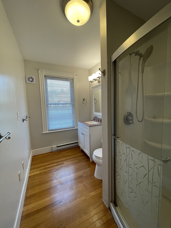 Newton, Massachusetts 02458, United States, 4 Bedrooms Bedrooms, ,3 BathroomsBathrooms,Residential,Active,146634