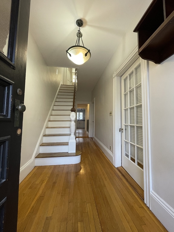 Newton, Massachusetts 02458, United States, 4 Bedrooms Bedrooms, ,3 BathroomsBathrooms,Residential,Active,146634