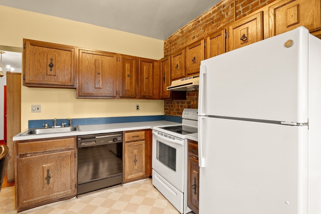1408 Commonwealth Ave #8-11, Boston, MA Photo #2