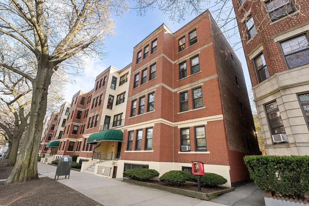 1408 Commonwealth Ave #8-11, Boston, MA Photo #18