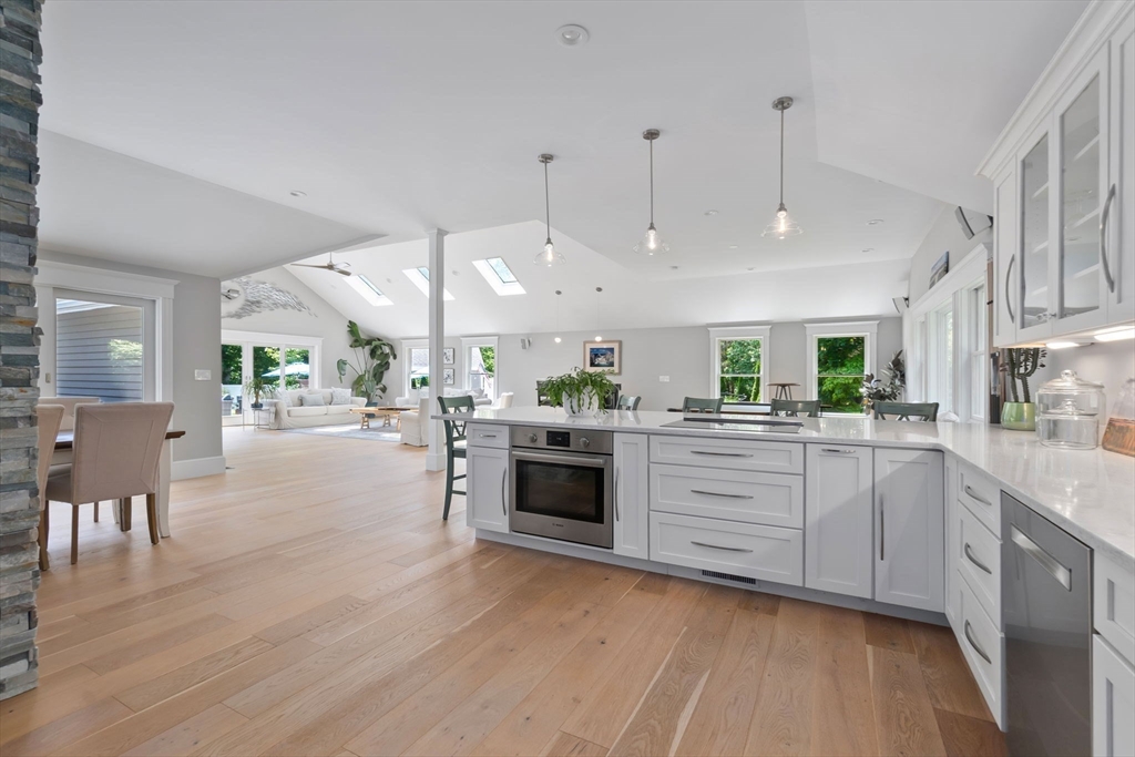 33 Pine Hill Rd