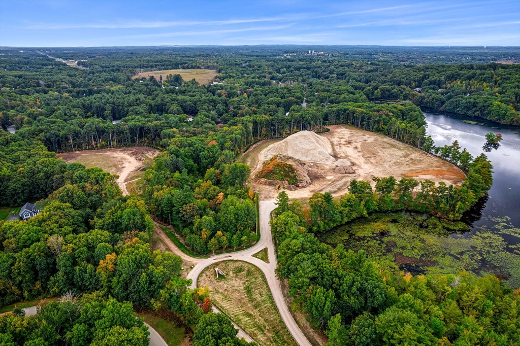 300 Ames Pond Dr