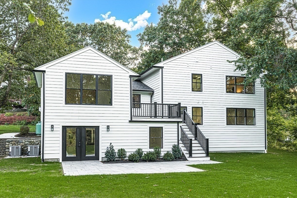 15 Churchill Road
