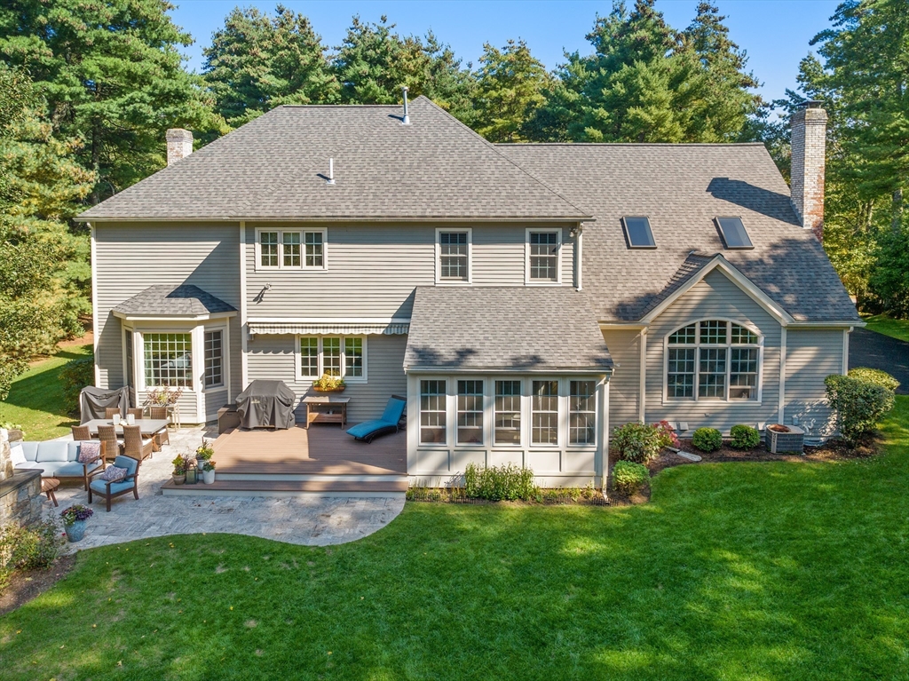 15 Ronald Road