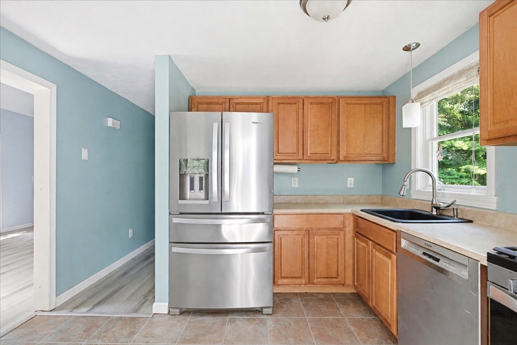100 Park Ave, Wareham, MA Photo #29