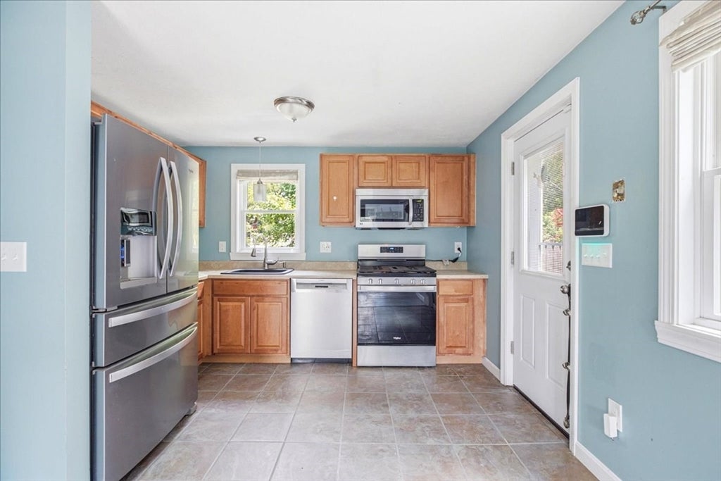 100 Park Ave, Wareham, MA Photo #13