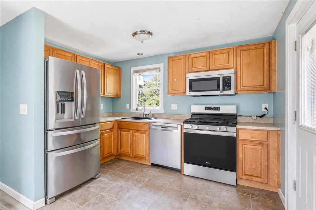 100 Park Ave, Wareham, MA Photo #28