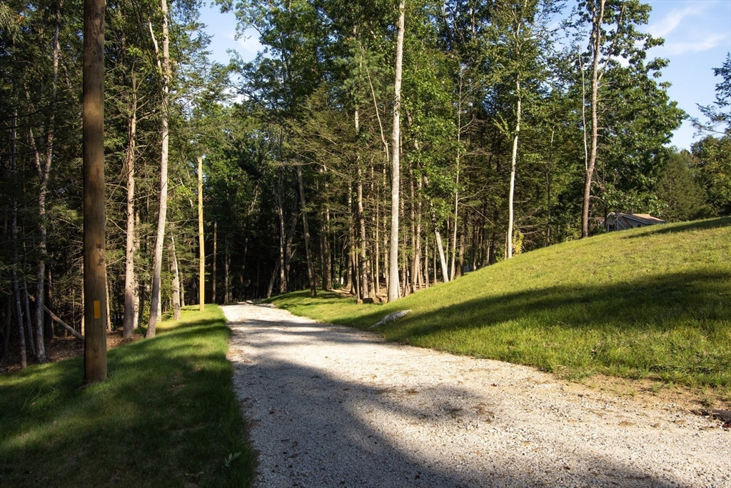 126 Old Southbridge Rd