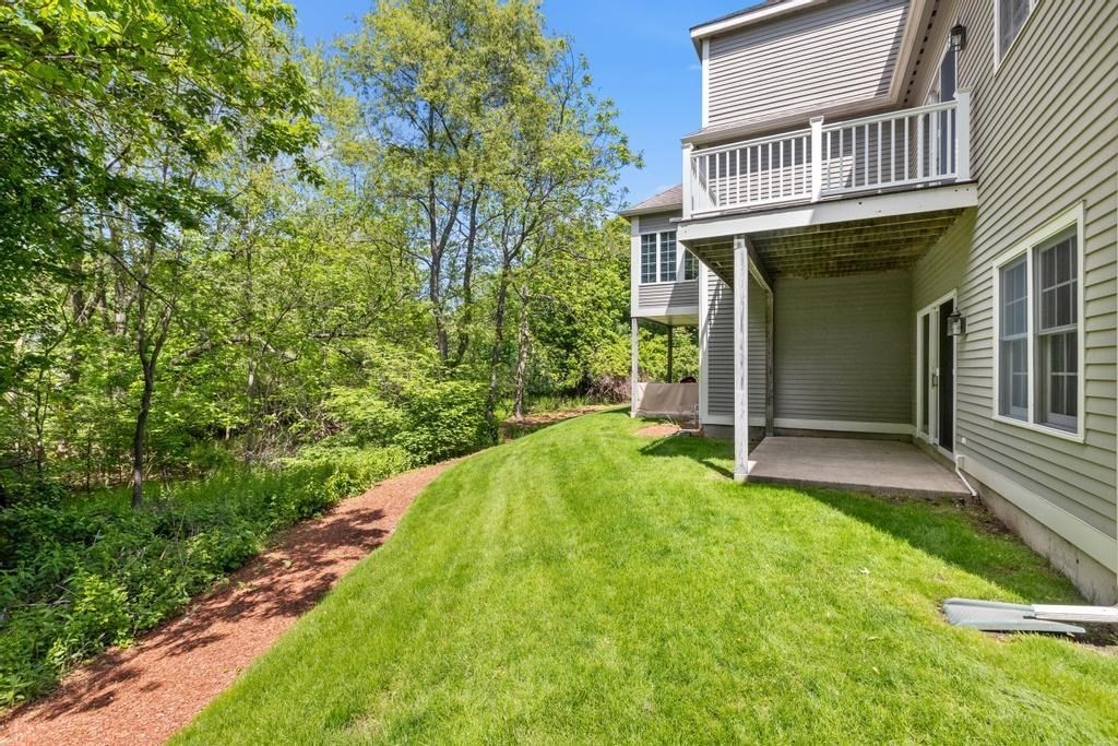 6 Leaning Elm Drive 6