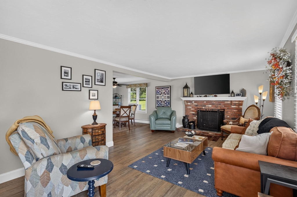 19 Majocka Dr, Westport, MA Photo #5