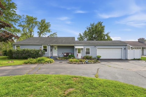 Photo of 421 Holyoke St, Ludlow, MA 01056 (MLS # 73567316)