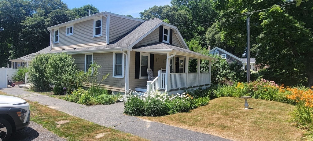 33 Oakwood Ave