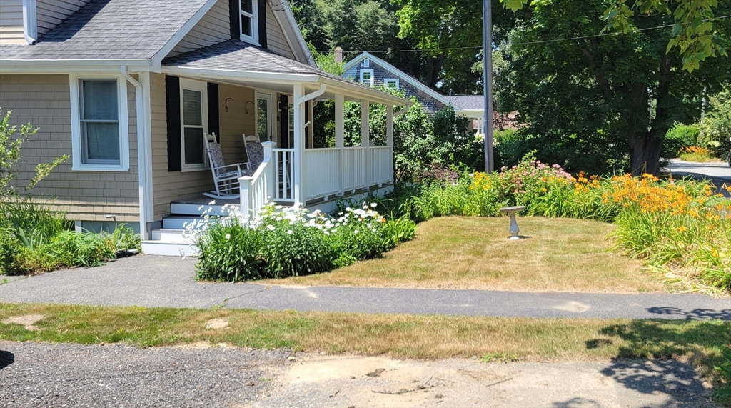 33 Oakwood Ave