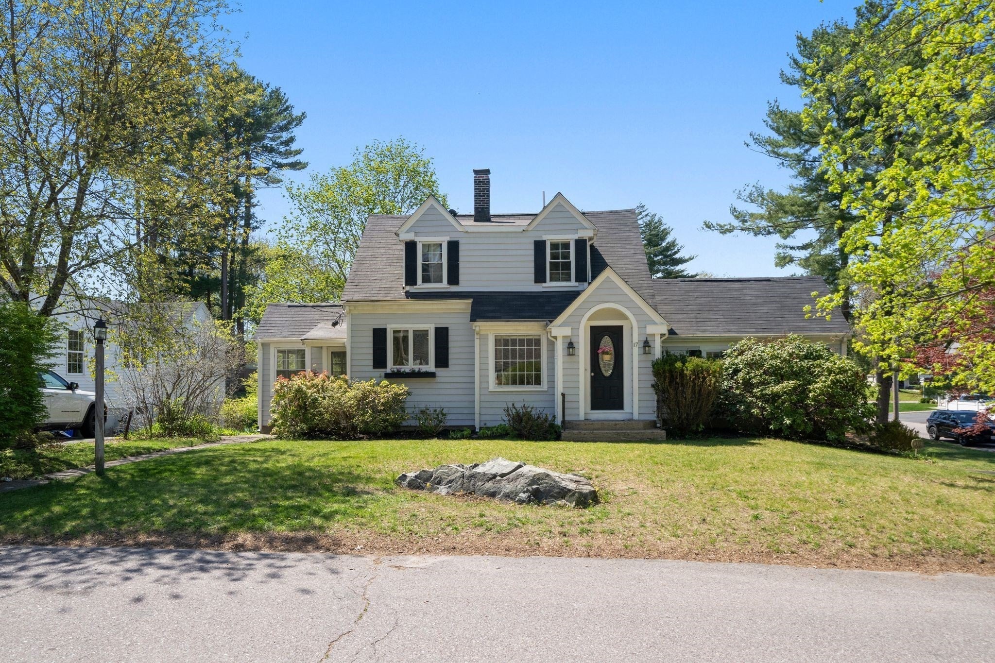 17 Dalton, Holbrook, MA Photo #2