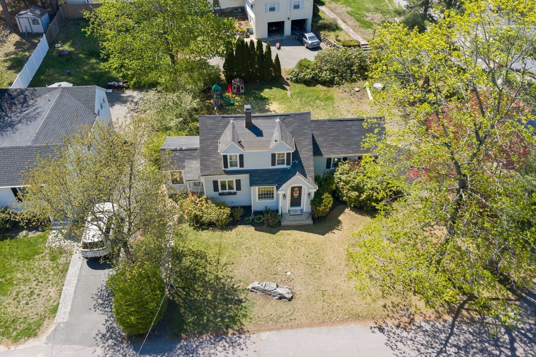 17 Dalton, Holbrook, MA Photo #23