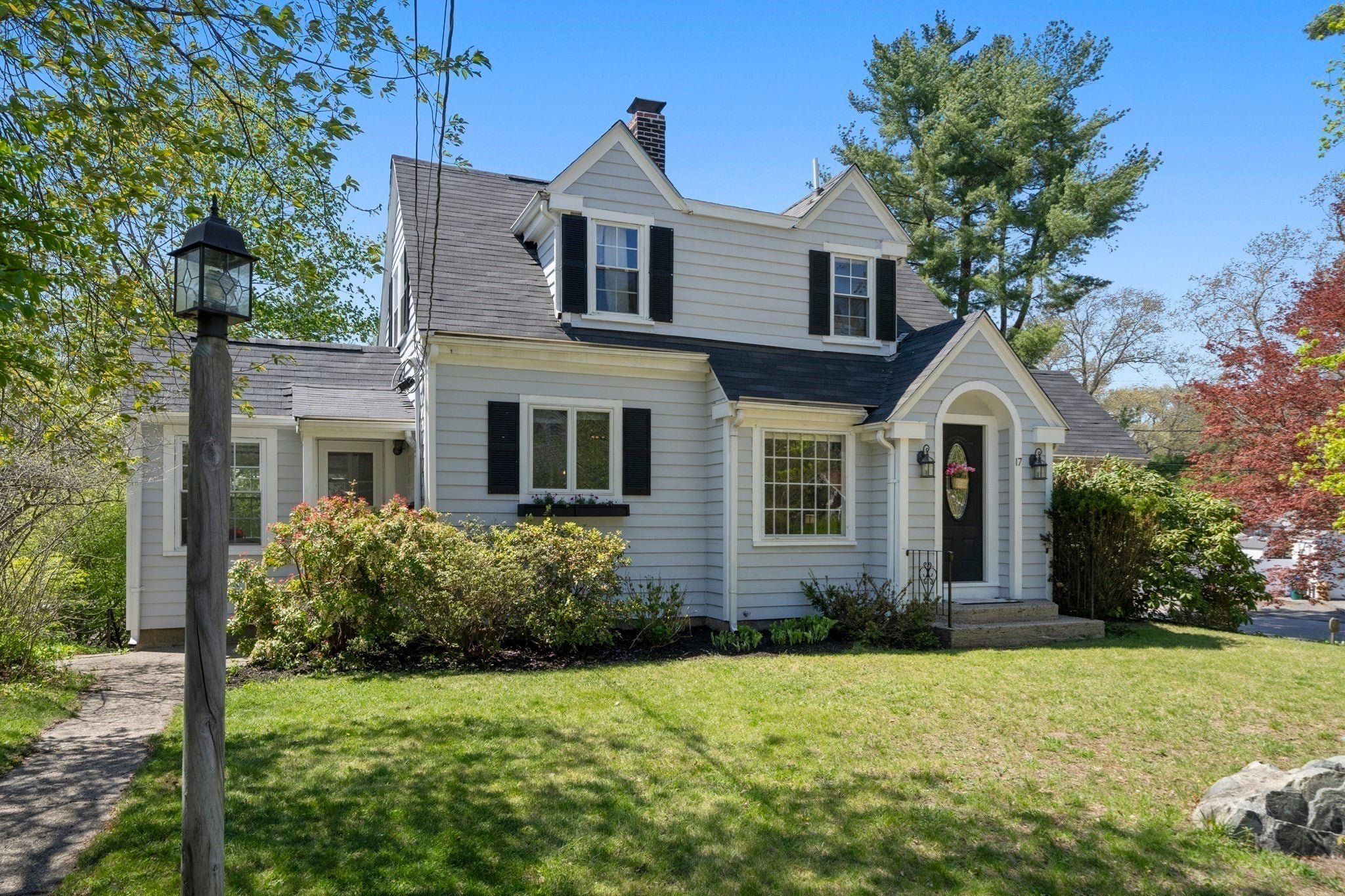 17 Dalton, Holbrook, MA Photo #1