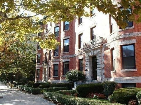 Photo of 1060 Beacon St #C, Brookline, MA 02446 (MLS # 73489834)